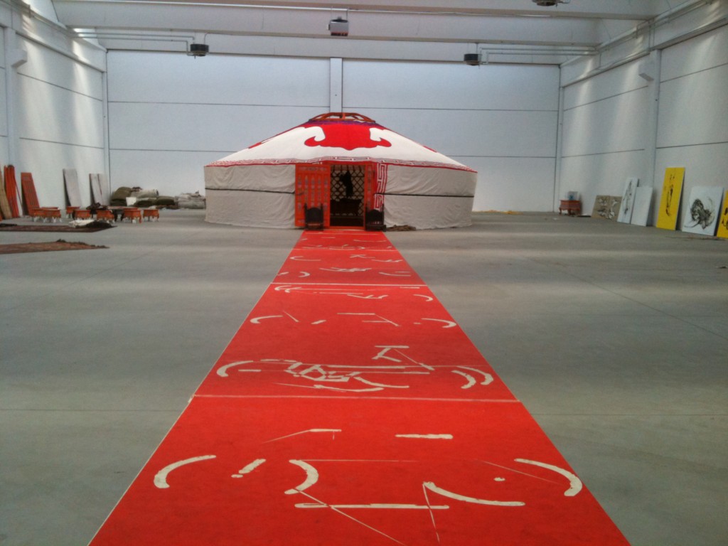 yurta montata con ciclabile