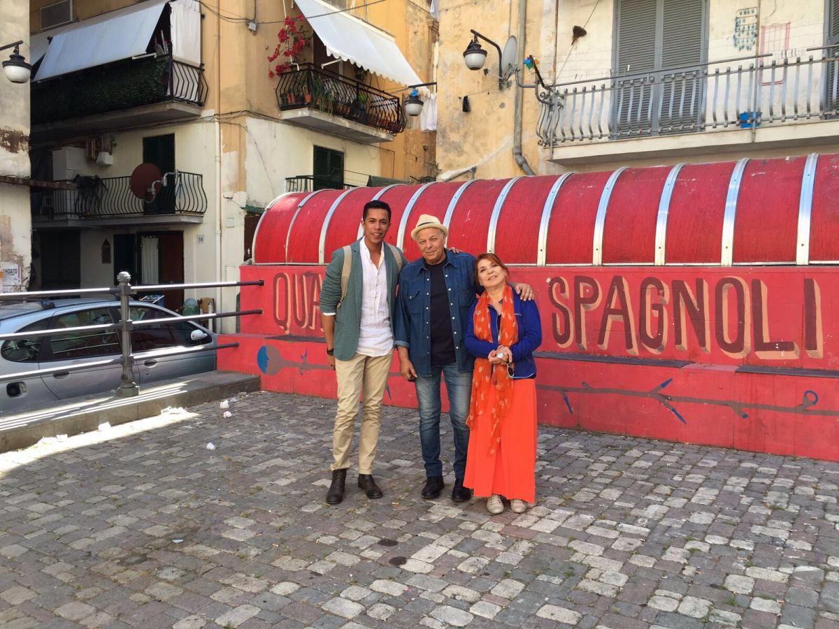 Nei Quartieri Spagnoli con Gragnaniello